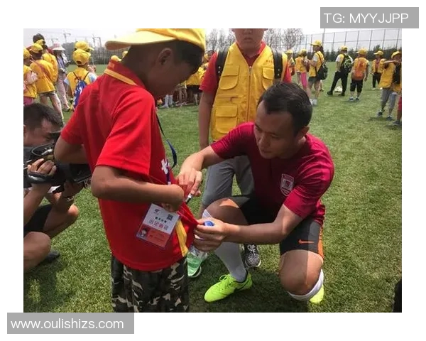 与足球明星零距离互动体验精彩瞬间的完美之旅